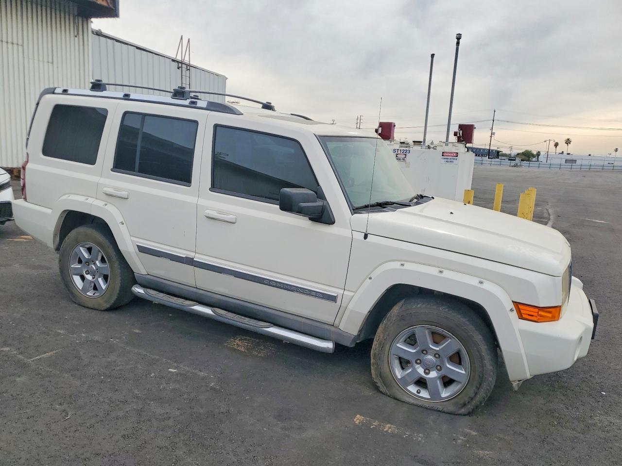 2014 Jeep Commander Limited - Image 4