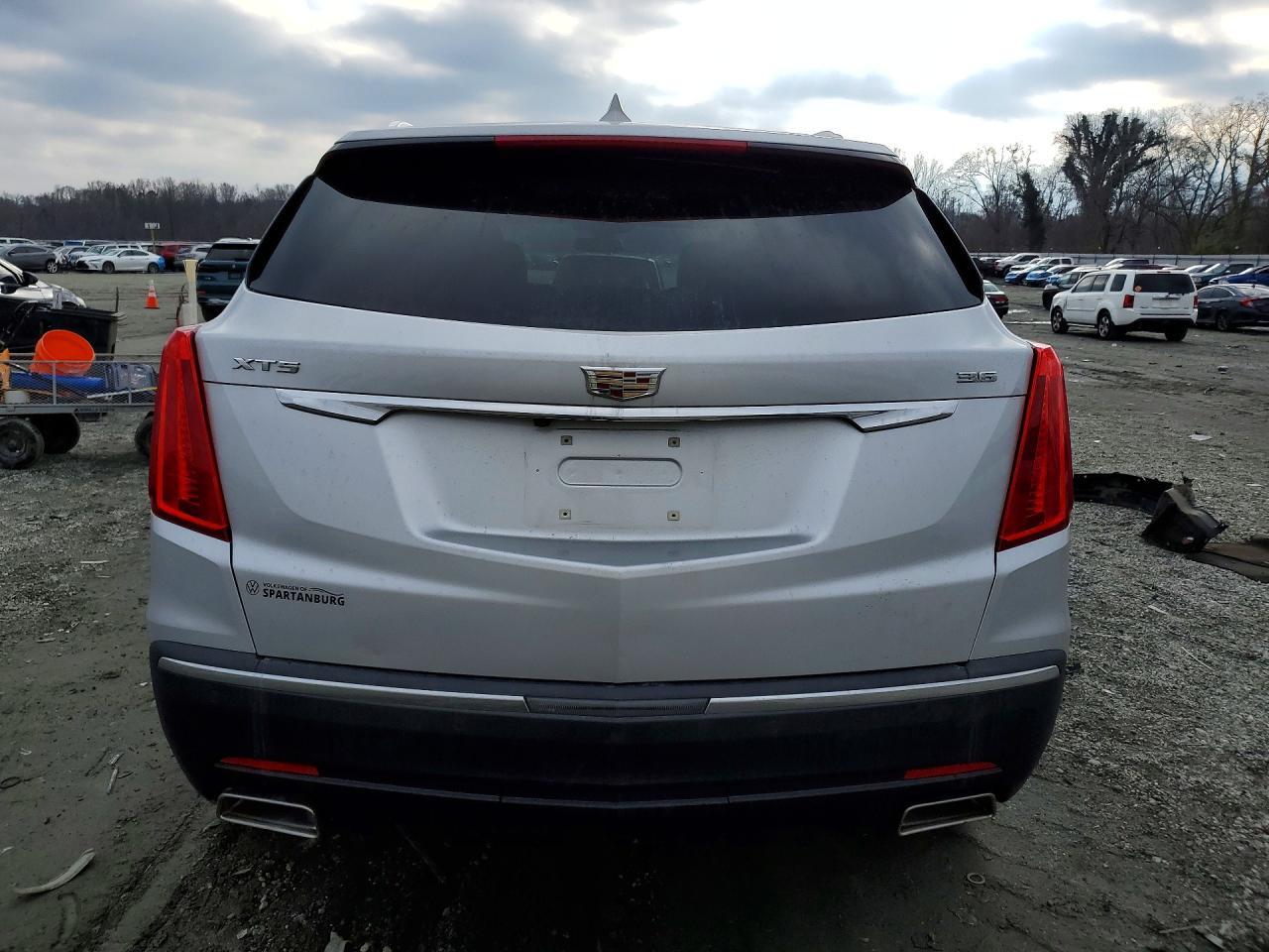 2019 Cadillac Xt5 - Image 6