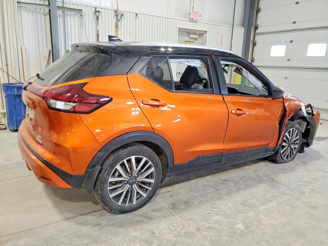 2024 Nissan Kicks Sv - Image 3