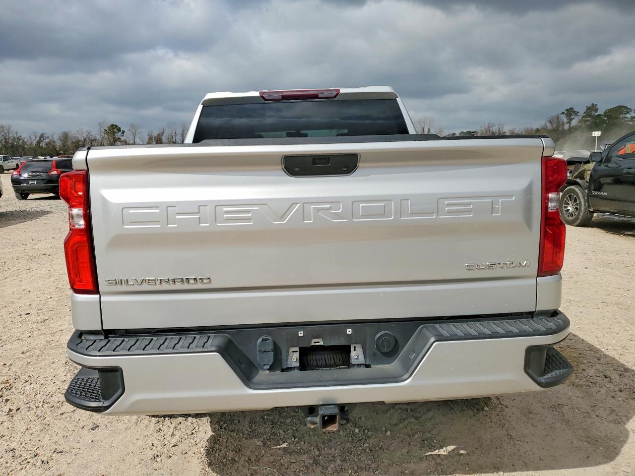 2022 Chevrolet Silverado Ltd C1500 Custom - Фото 6