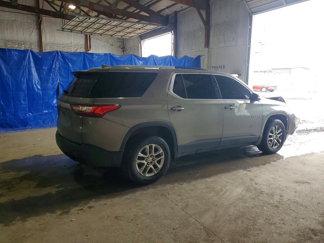 2018 Chevrolet Traverse Lt - Image 3
