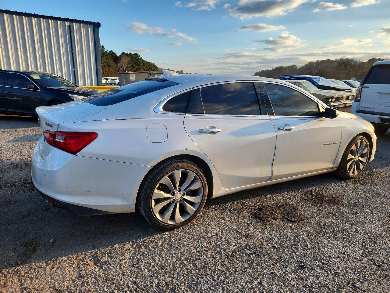 2018 Chevrolet Malibu Premier - Фото 3