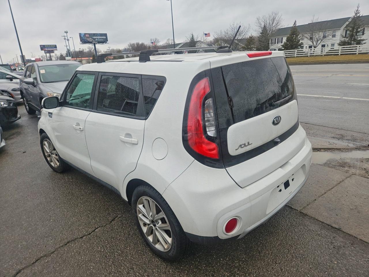 2018 Kia Soul + - Image 3