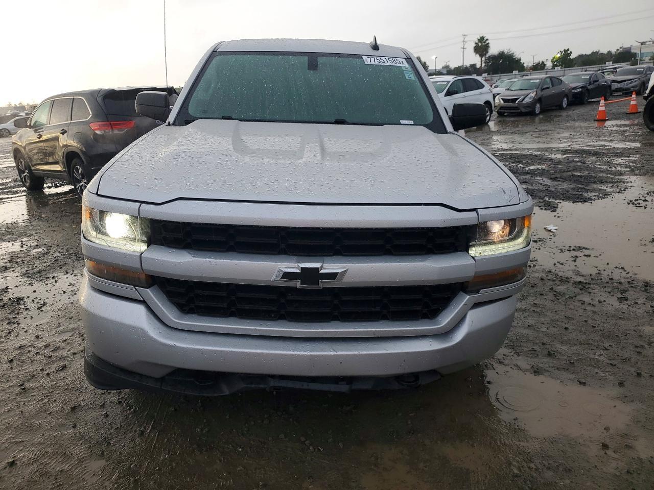 2018 Chevrolet Silverado C1500 Custom - Image 5