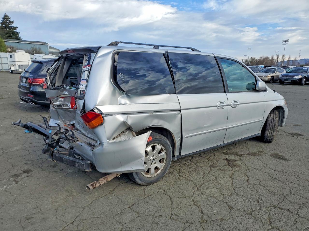 2003 Honda Odyssey - Image 3