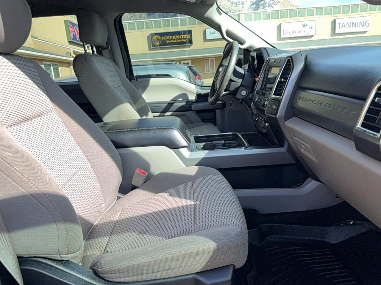 2017 Ford F250 Super Duty - Фото 5