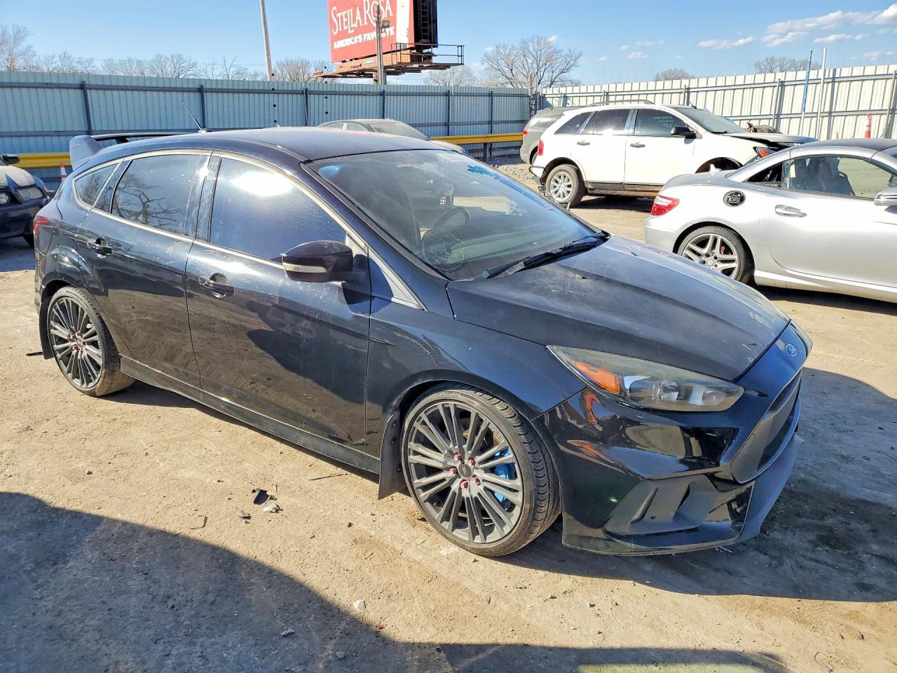 2016 Ford Focus Rs - Фото 4
