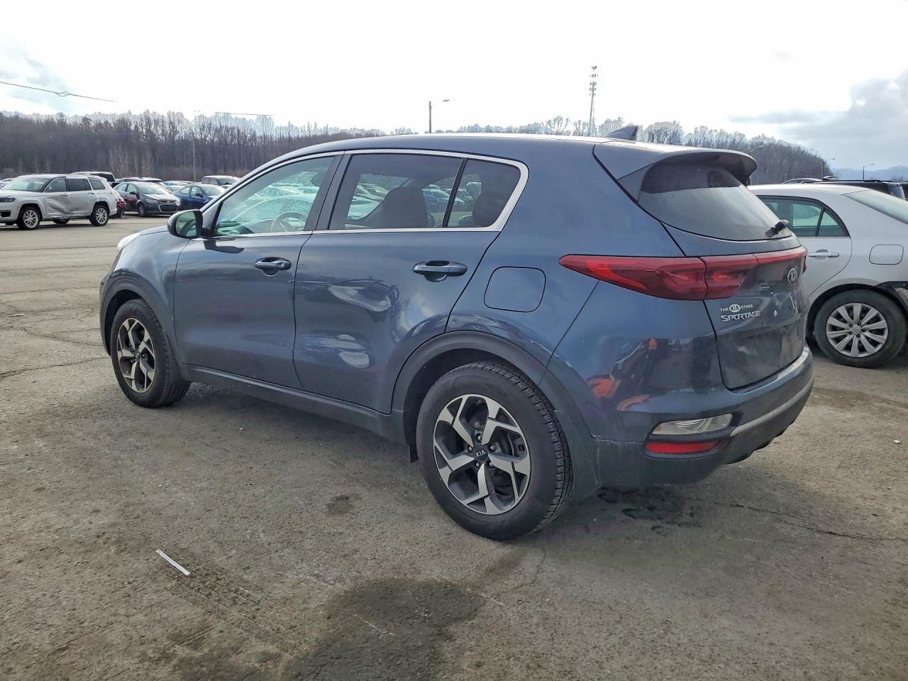 2020 Kia Sportage Lx - Image 2
