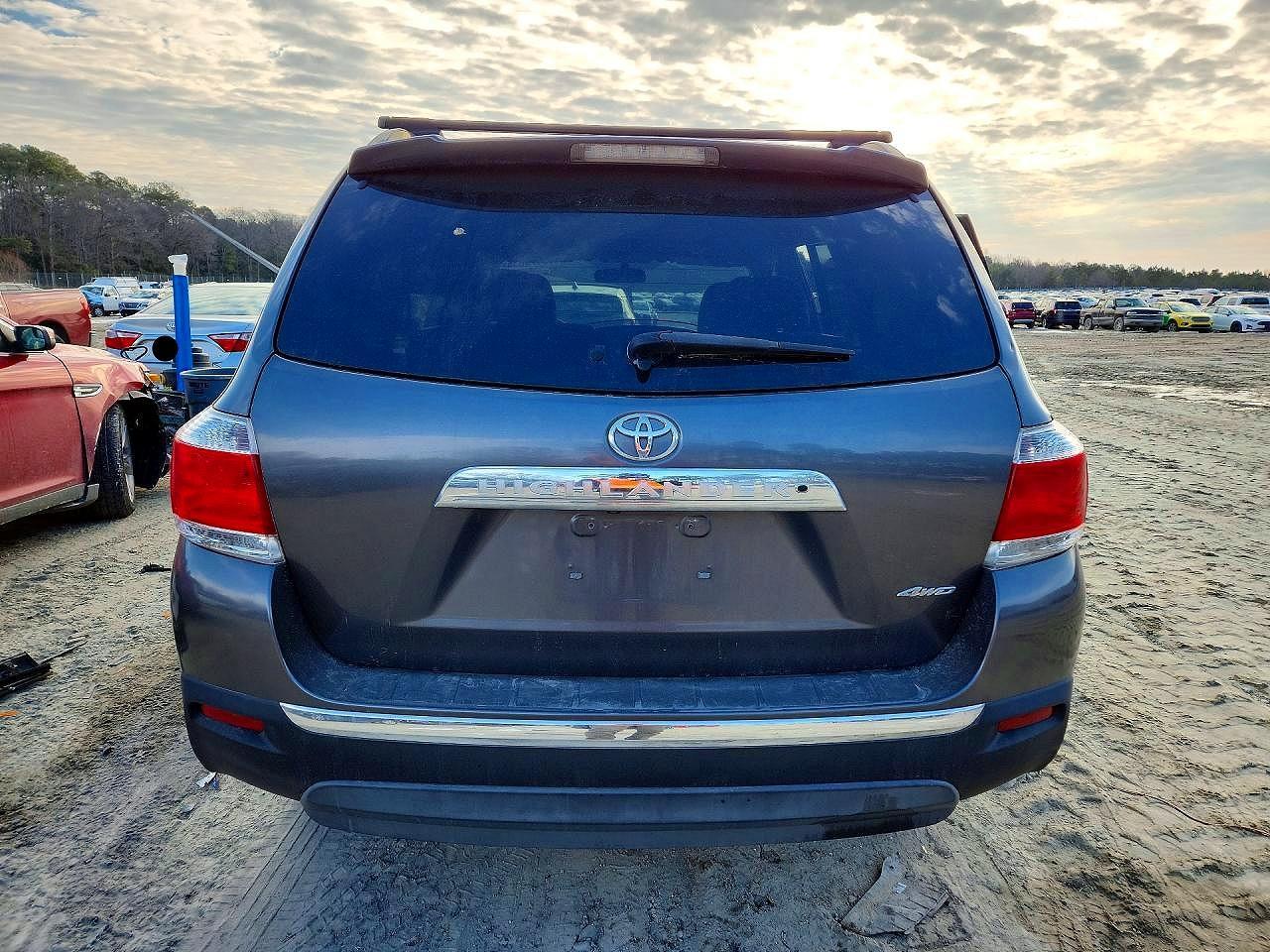 2011 Toyota Highlander Base - Фото 6
