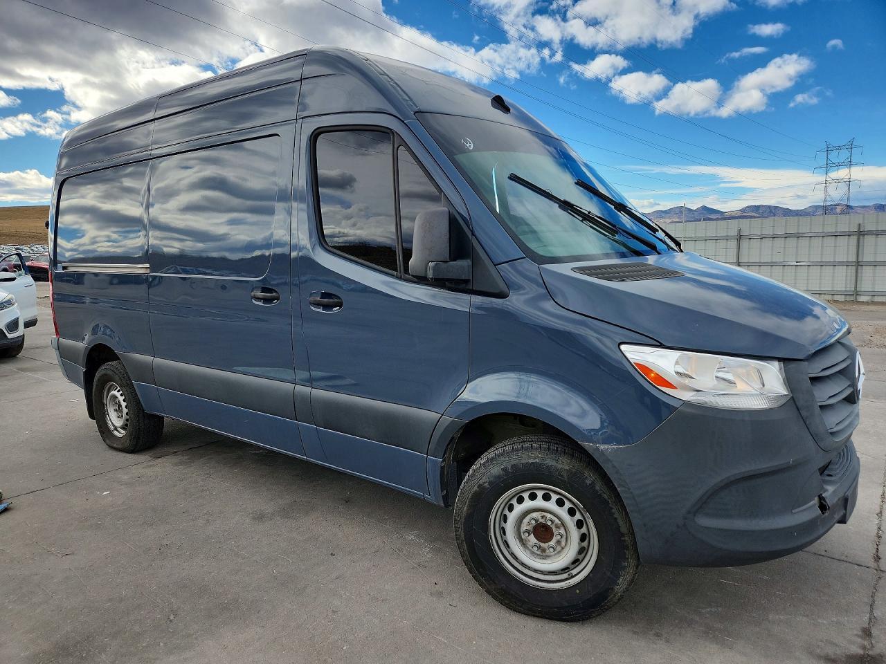 2019 Mercedes Benz Sprinter 2500/3500 Delivery Van - Image 4