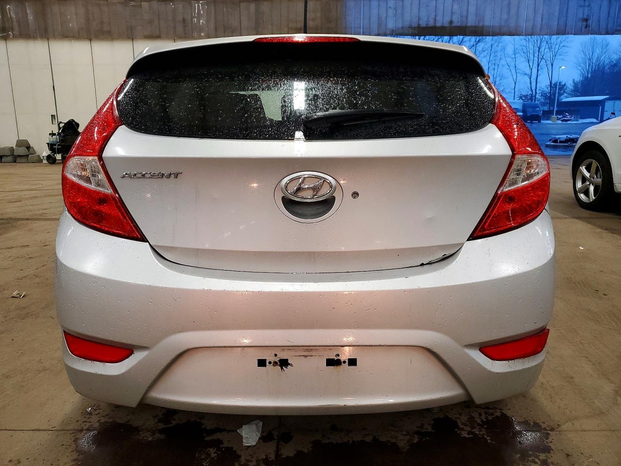 2013 Hyundai Accent Gls - Image 6