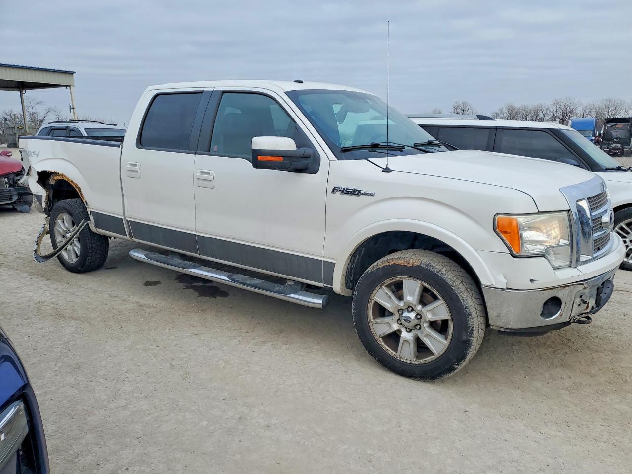 2010 Ford F150 Supercrew - Image 4