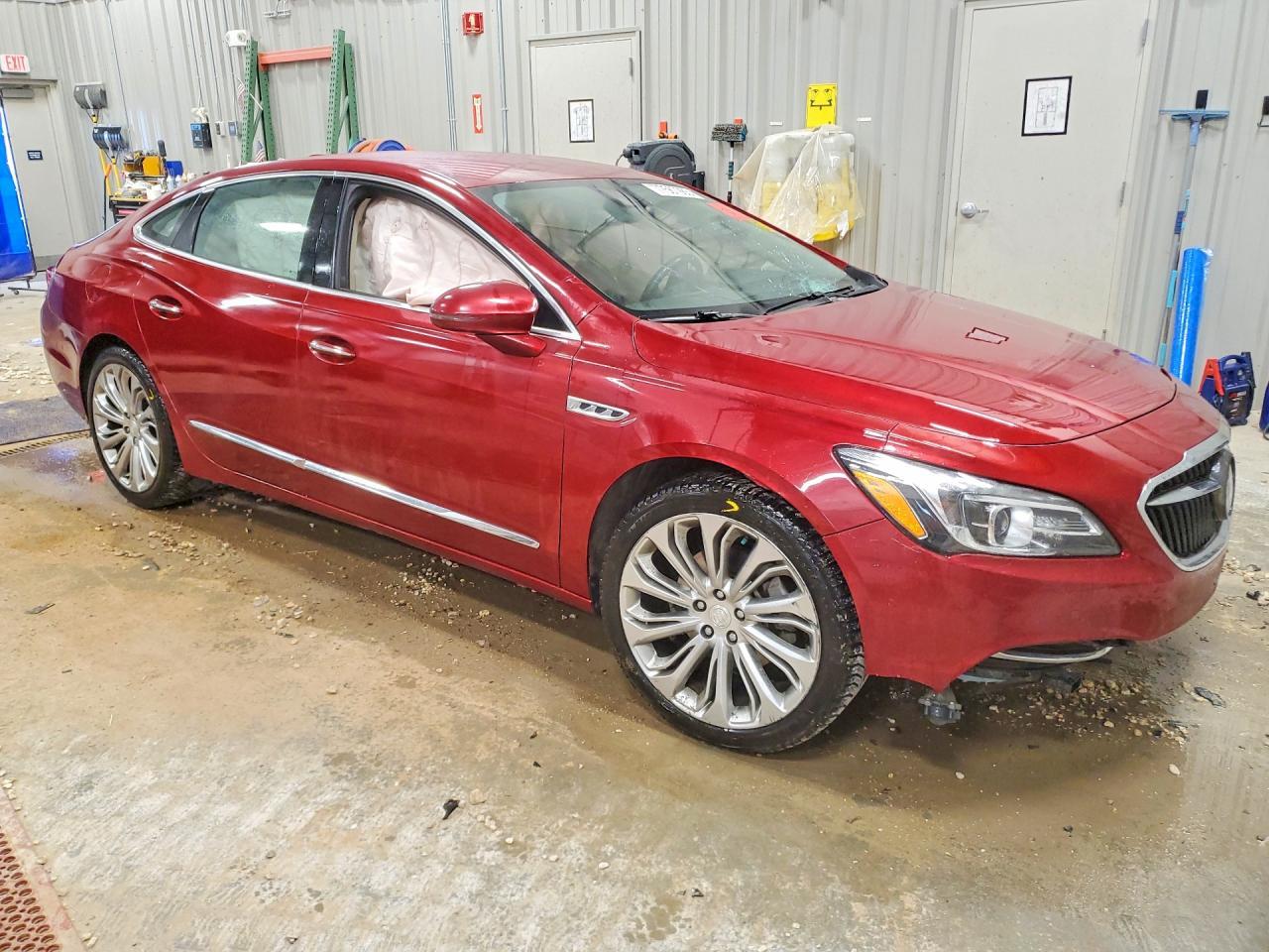2018 Buick Lacrosse Premium - Image 4
