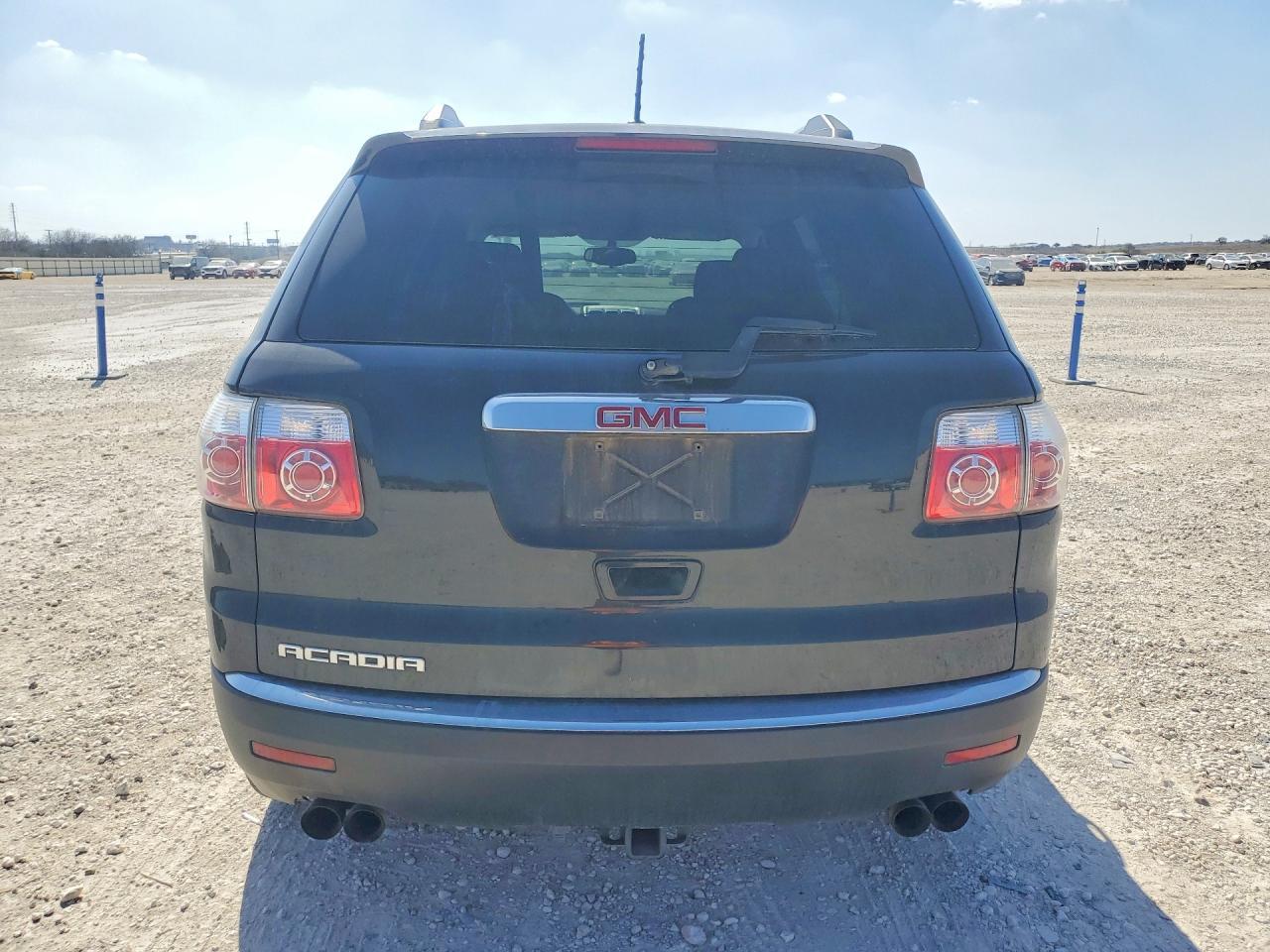 2011 GMC Acadia Sle - Image 6