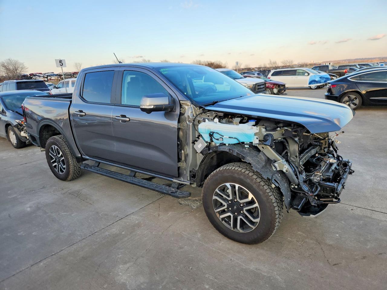 2025 Ford Ranger Lariat - Image 4