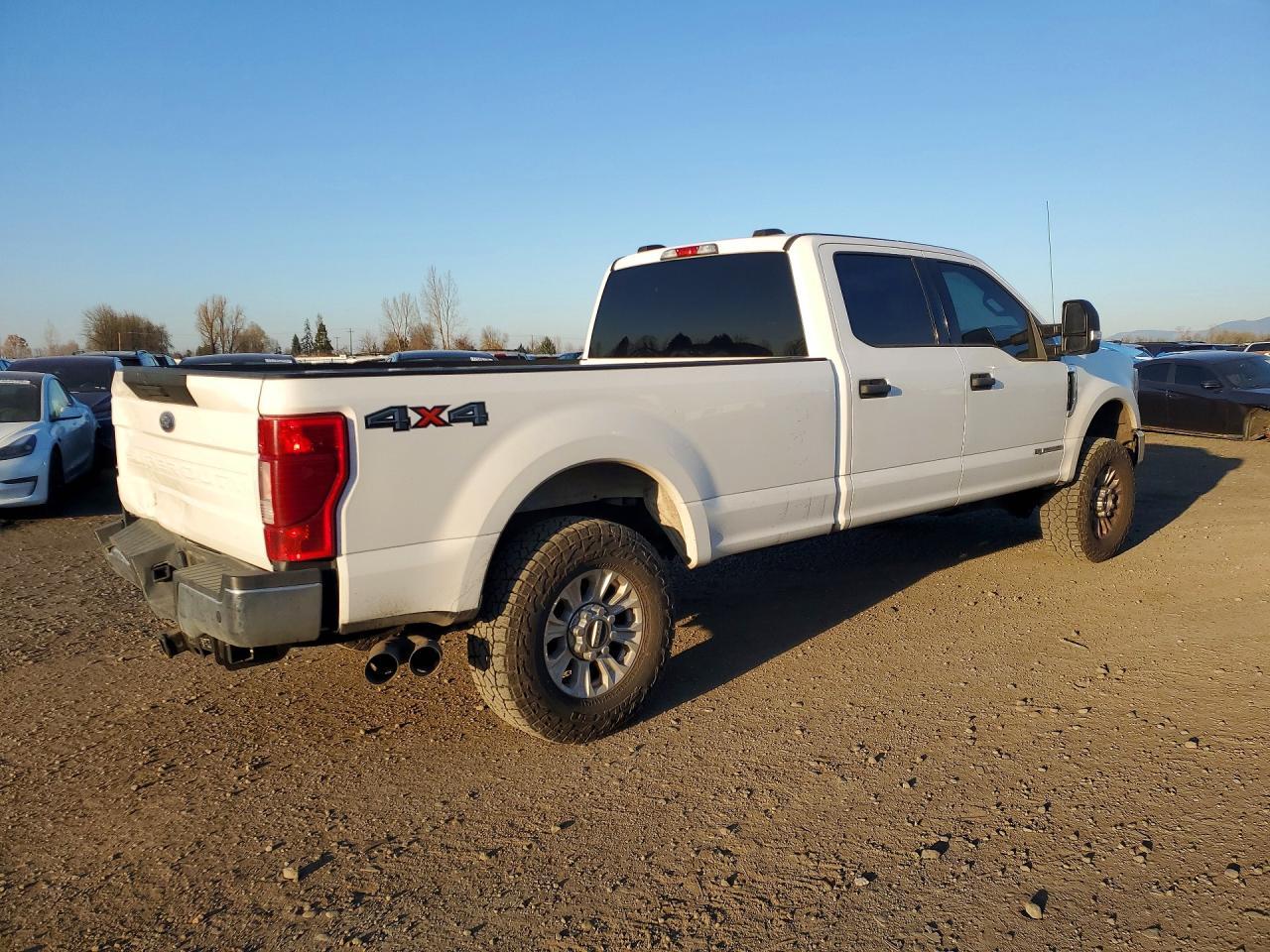 2021 Ford F250 Super Duty - Image 3