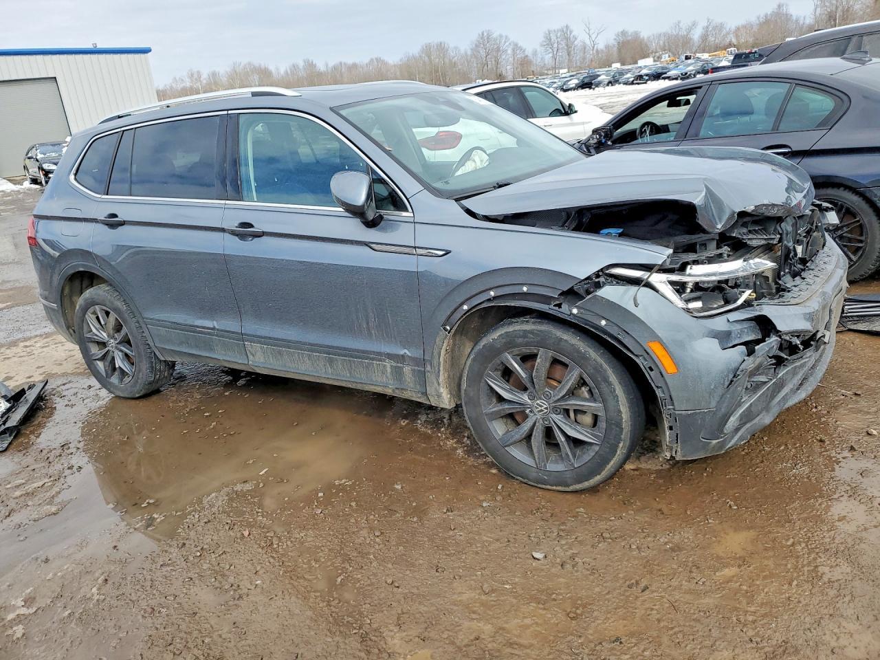 2022 Volkswagen Tiguan - Фото 4