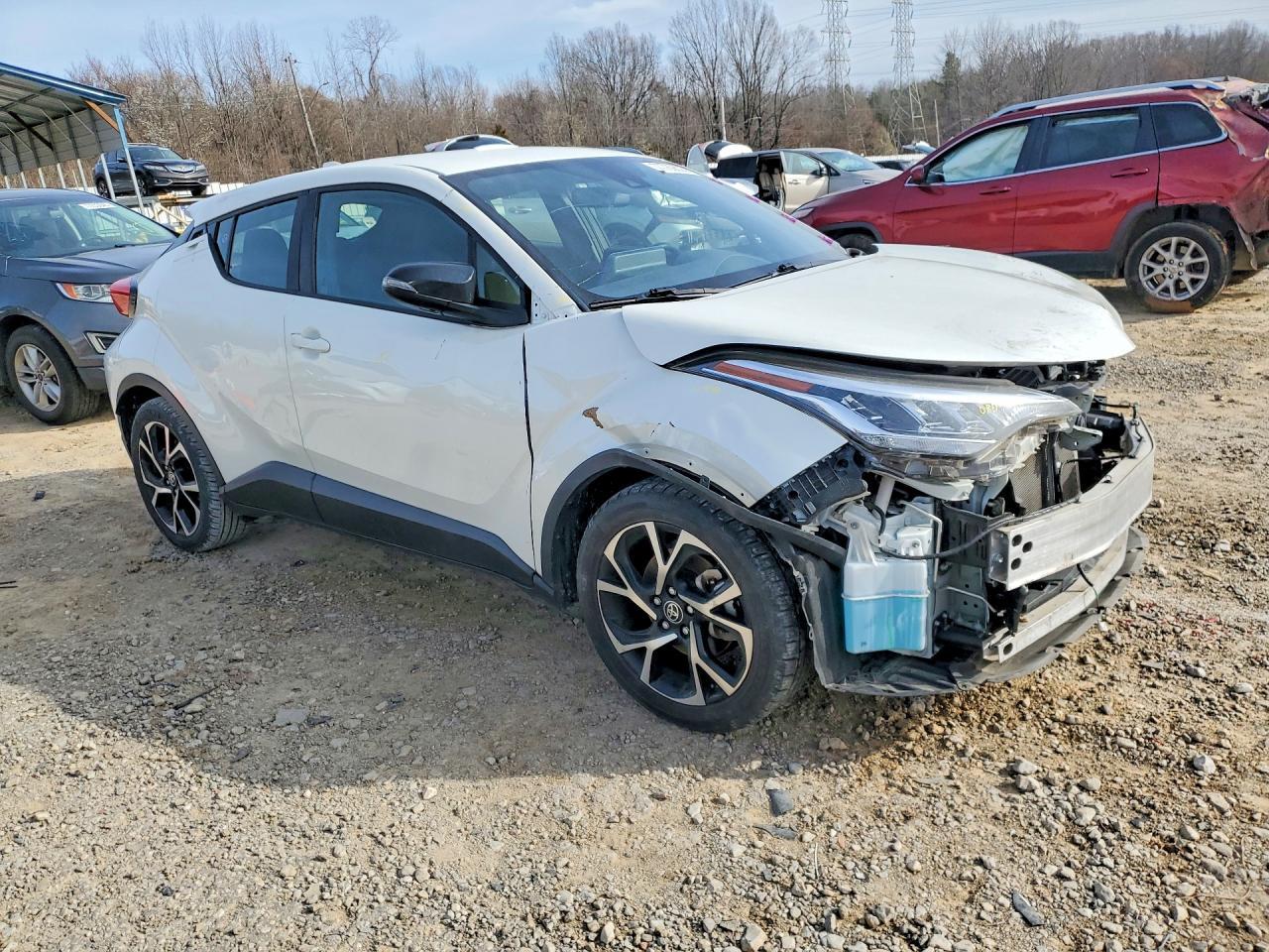 2020 Toyota C-Hr Xle - Фото 4