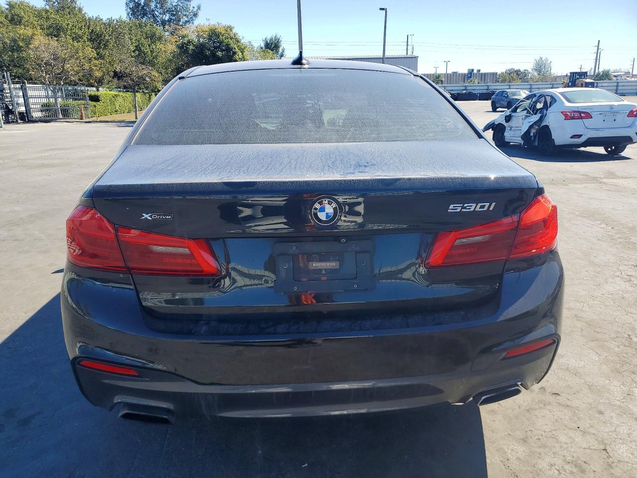 2018 BMW 530 Xi - Фото 6