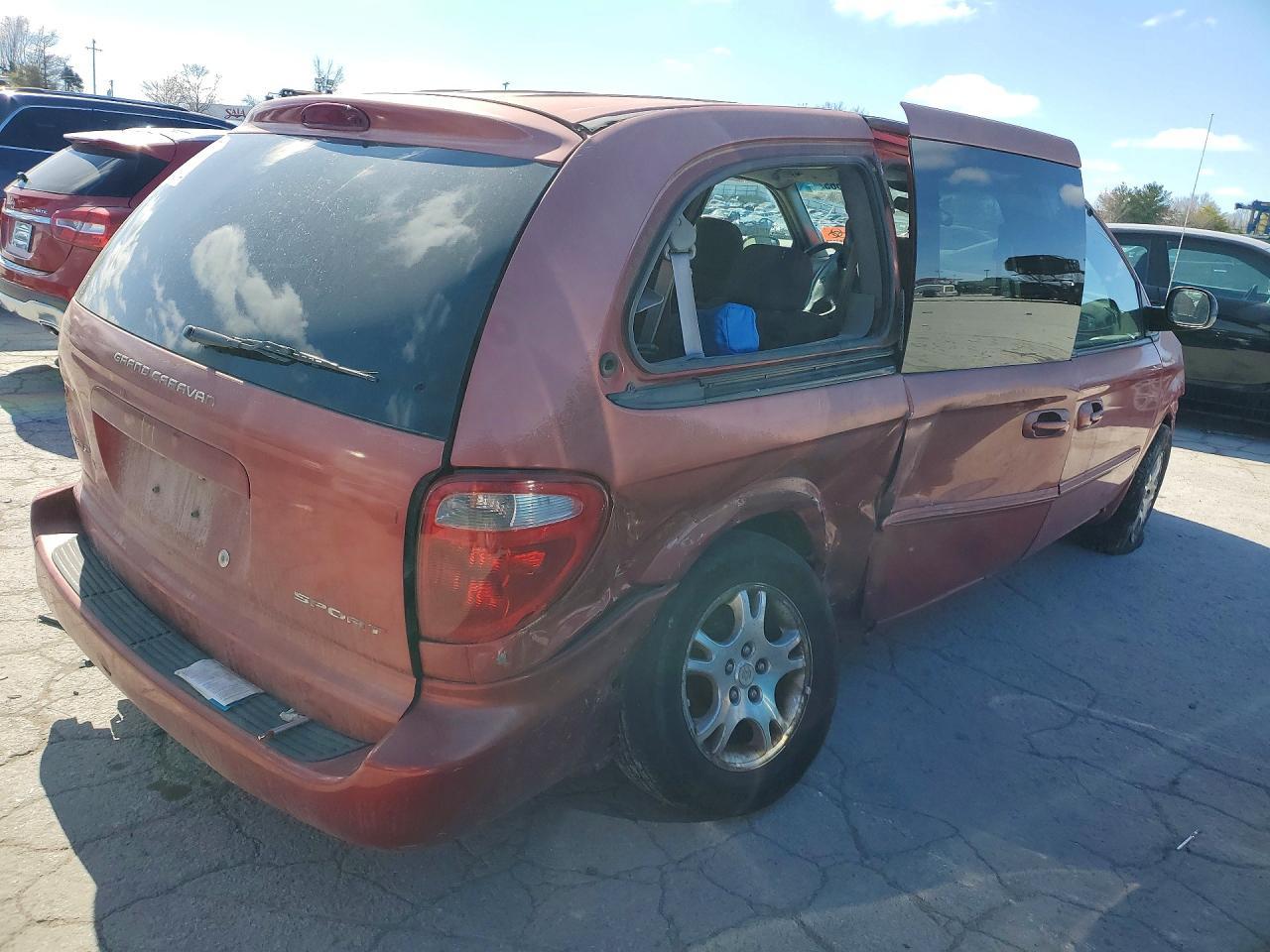2003 Dodge Grand Caravan Sport - Фото 3
