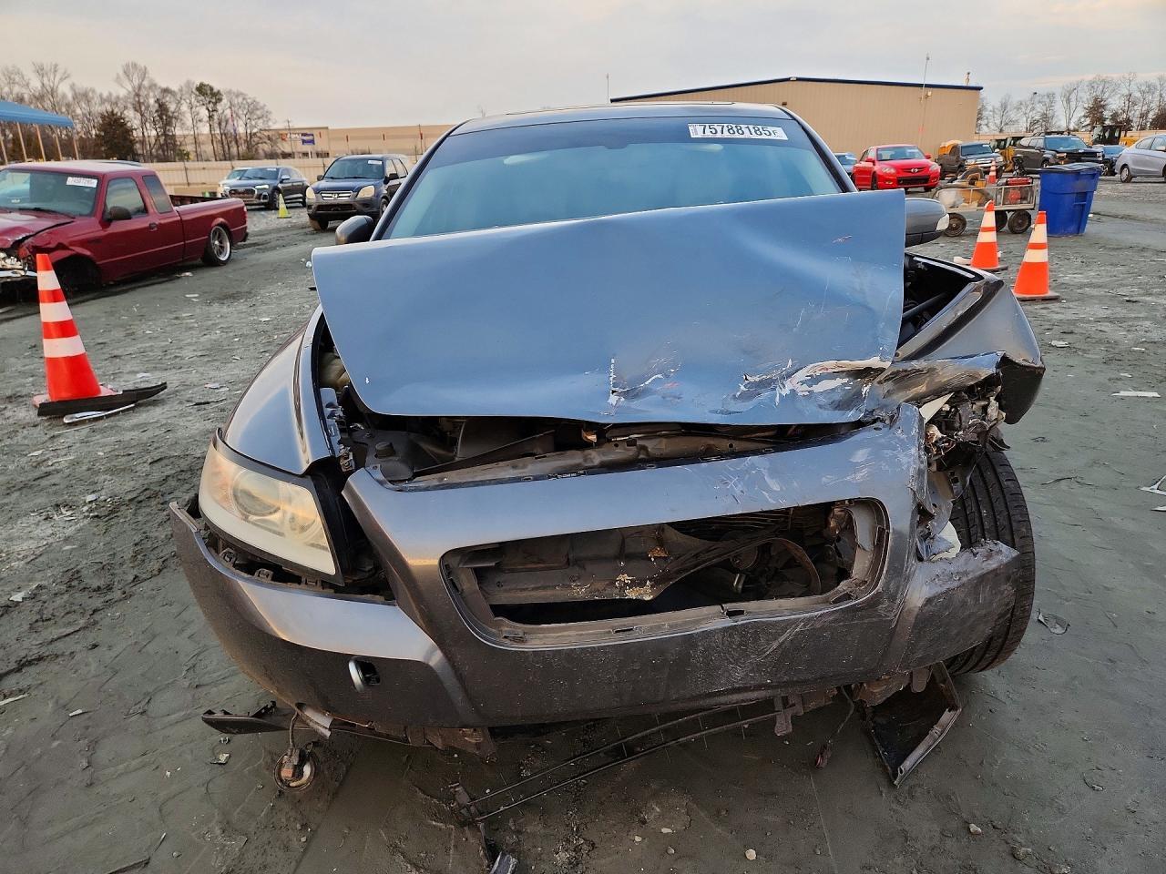 2009 Volvo S40 2.4I - Фото 5