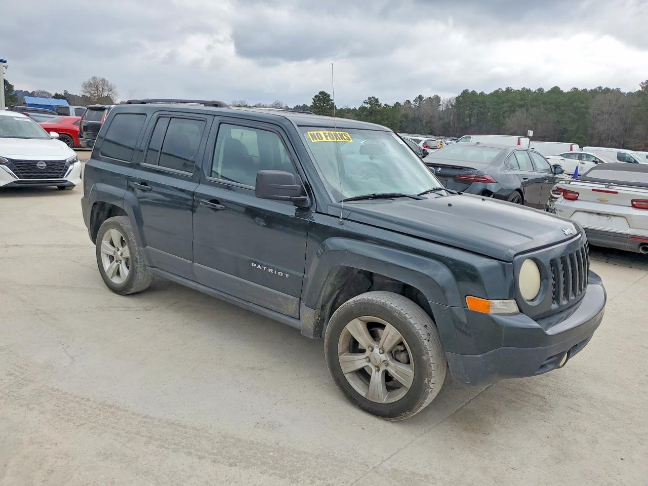 2013 Jeep Patriot Latitude - Image 4