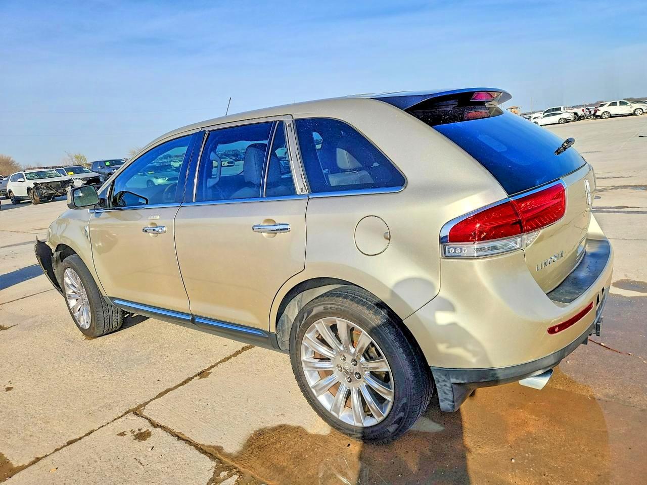 2011 Lincoln Mkx - Фото 2