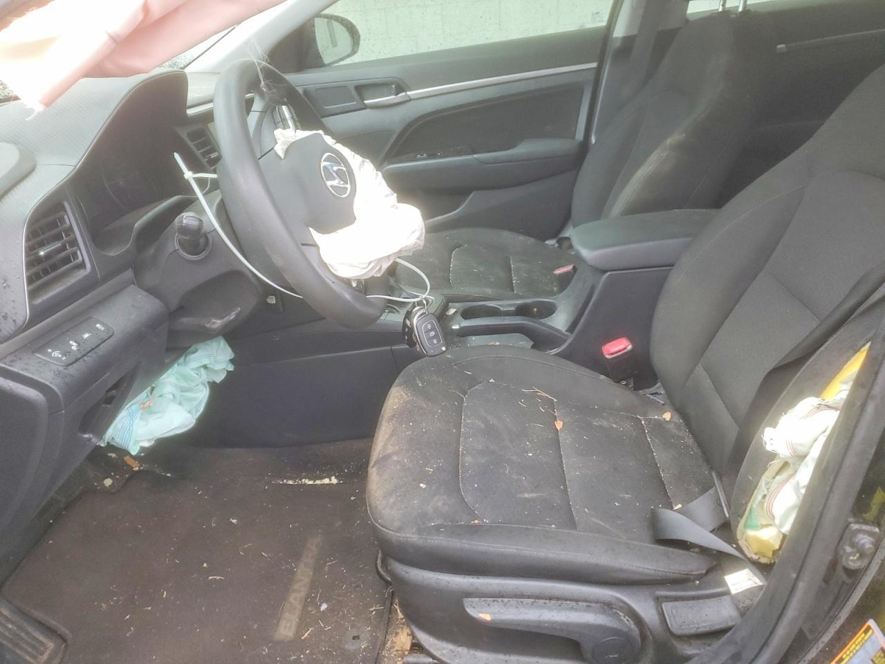 2020 Hyundai Elantra Sel - Фото 7