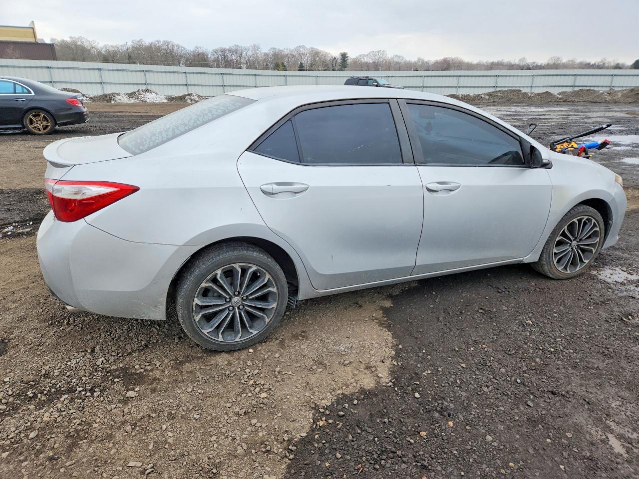 2015 Toyota Corolla L - Image 3