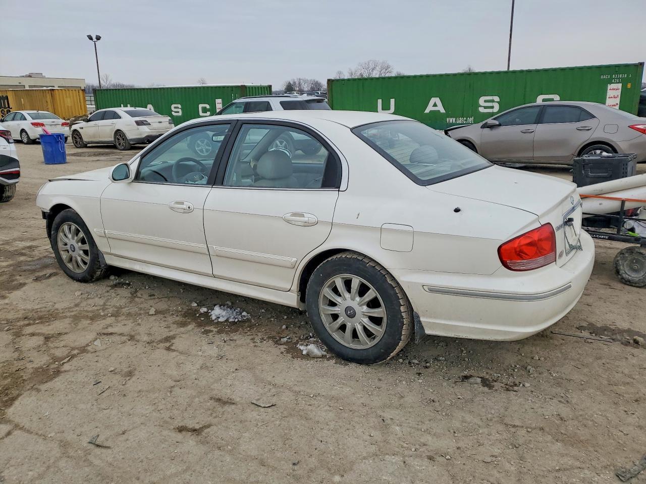 2004 Hyundai Sonata Gls - Image 2