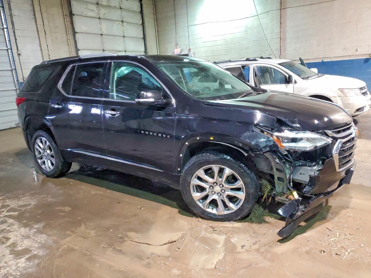 2018 Chevrolet Traverse Premier - Фото 4