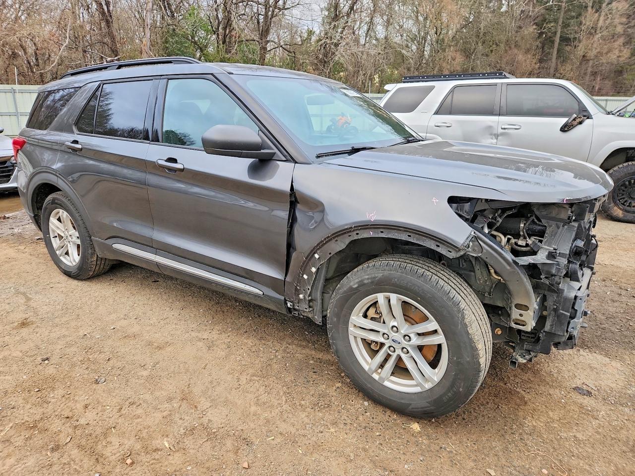 2020 Ford Explorer Xlt - Фото 4
