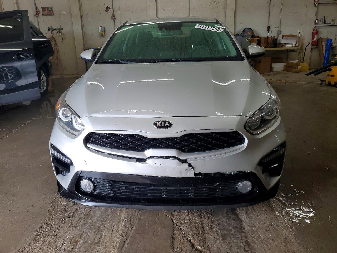 2019 Kia Forte Lxs - Фото 5