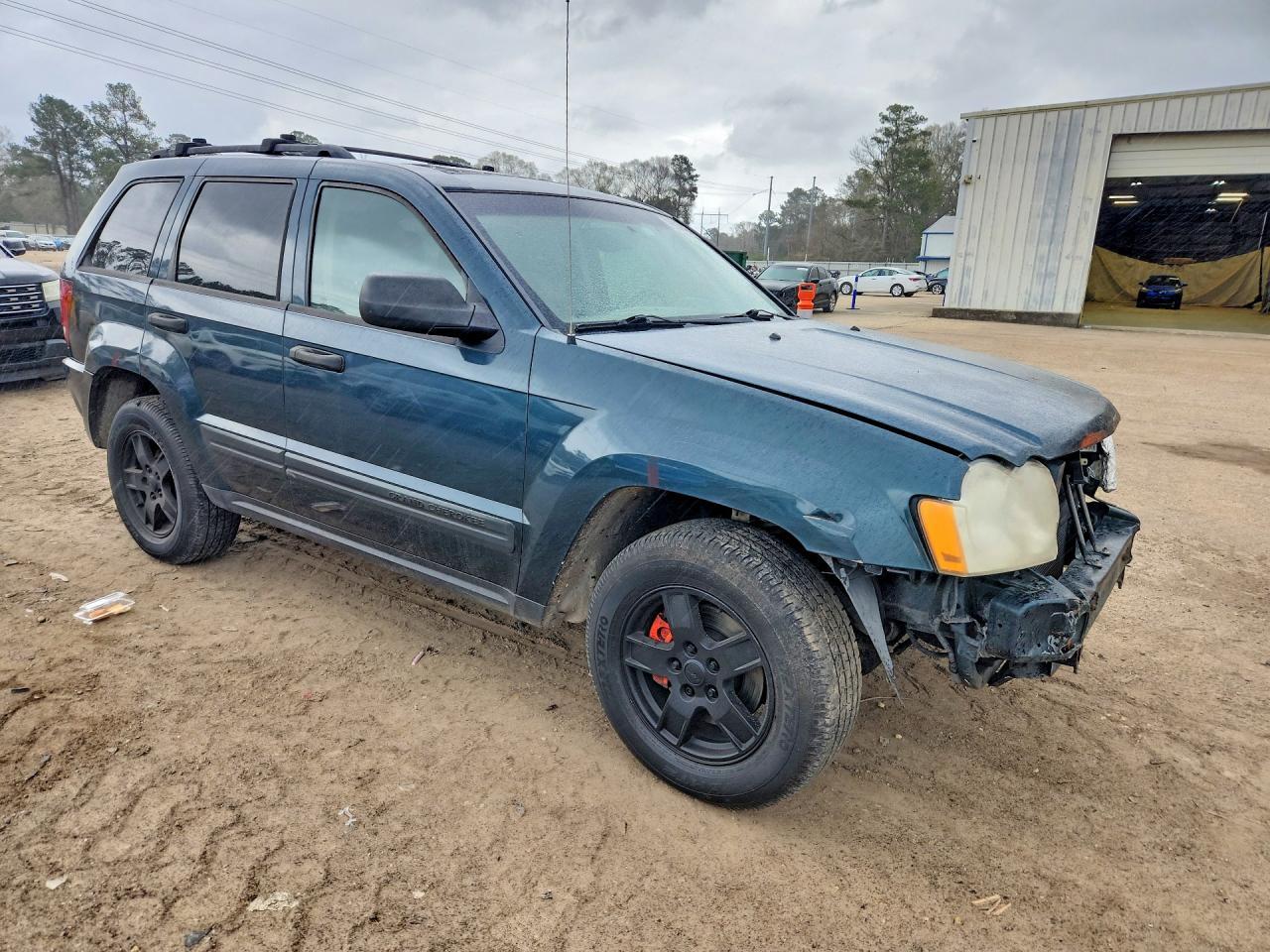 2005 Jeep Grand Cherokee Laredo - Image 4