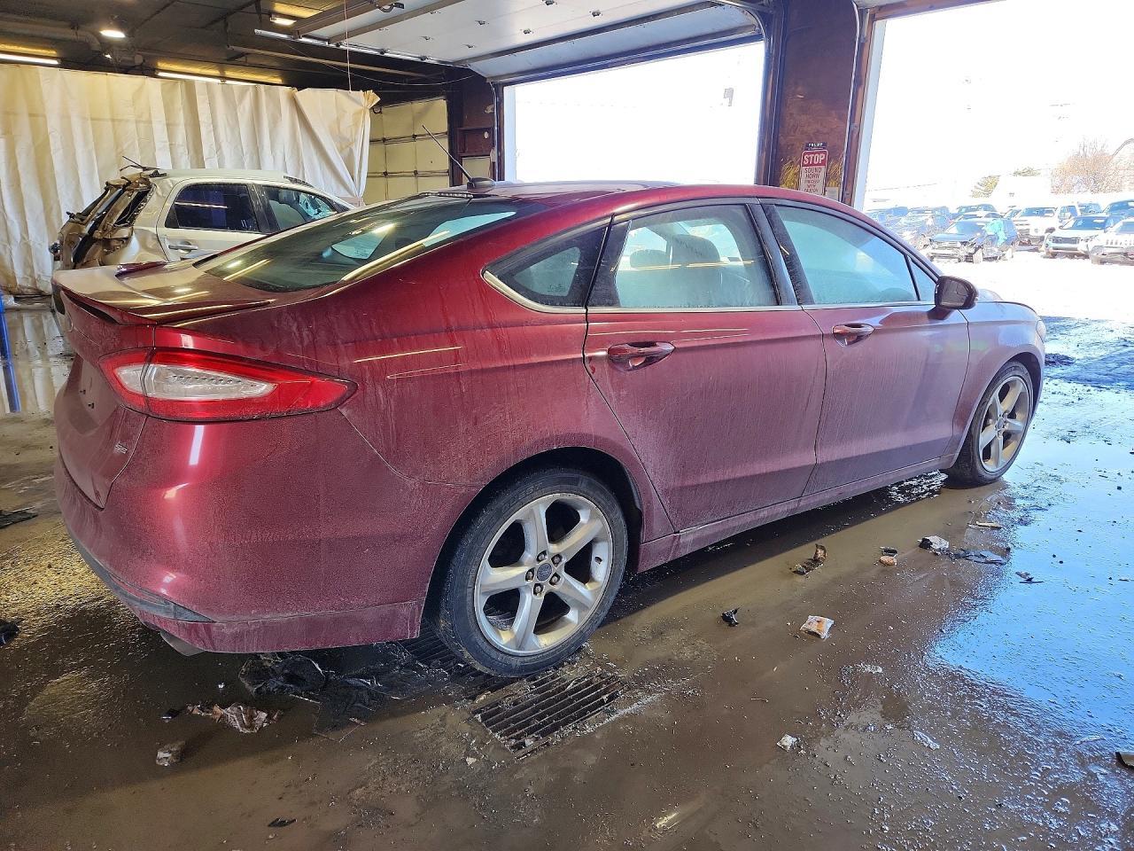 2016 Ford Fusion Se - Фото 3