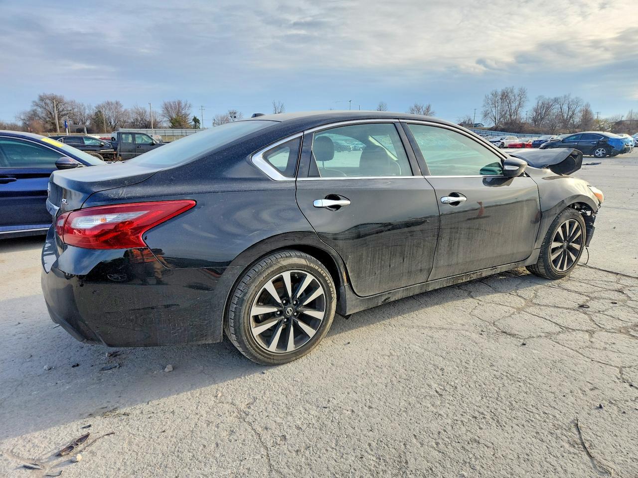 2018 Nissan Altima 2.5 Sl - Image 3