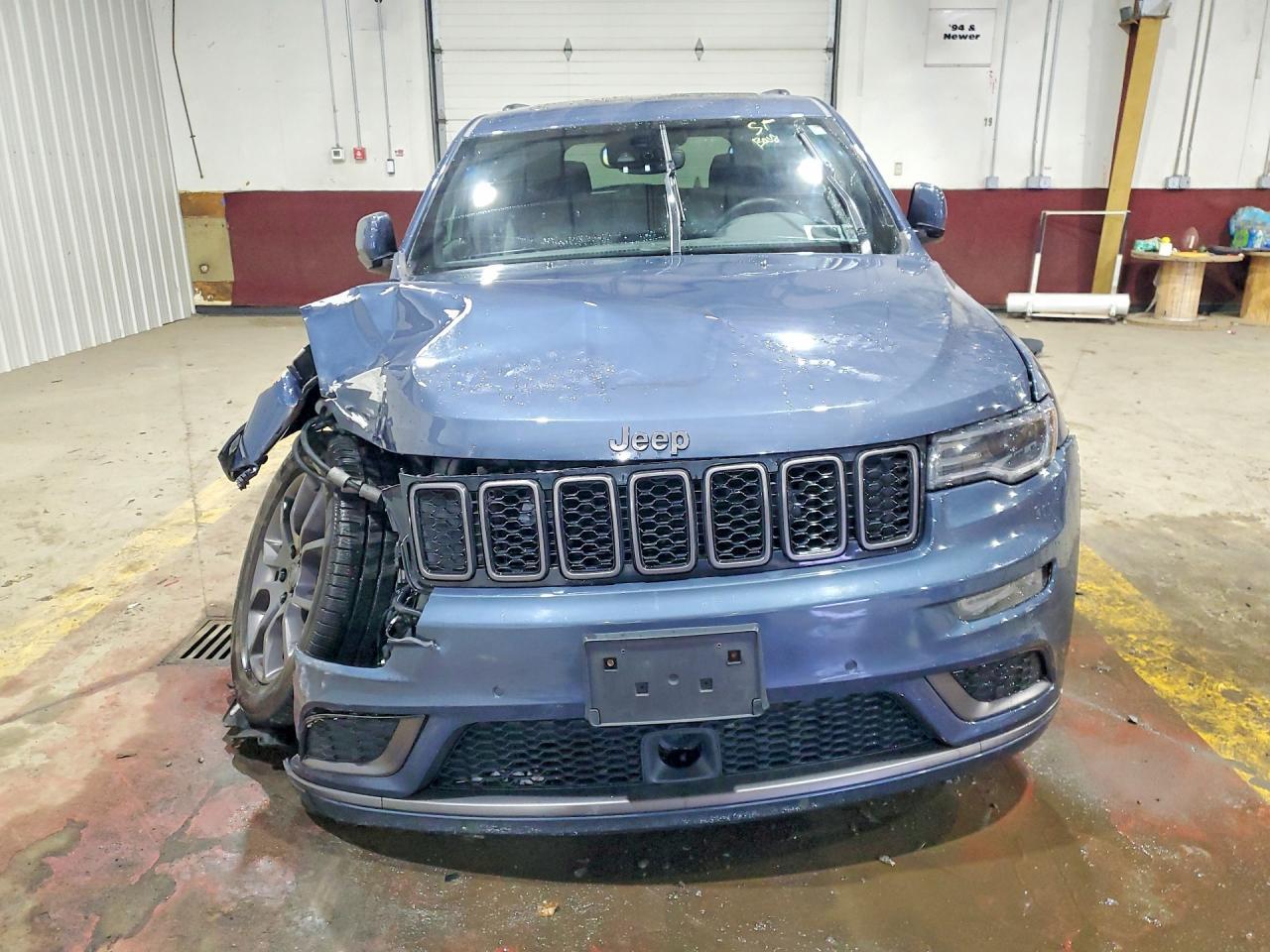 2021 Jeep Grand Cherokee Overland - Фото 5