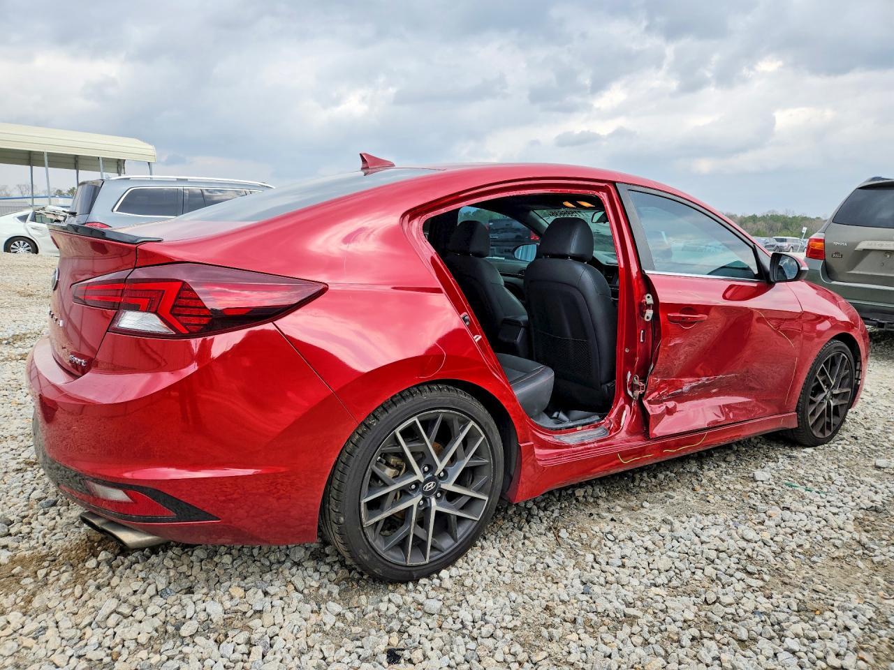 2020 Hyundai Elantra Sport - Image 3