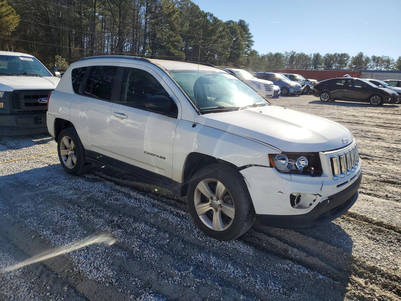 2016 Jeep Compass Sport - Фото 4