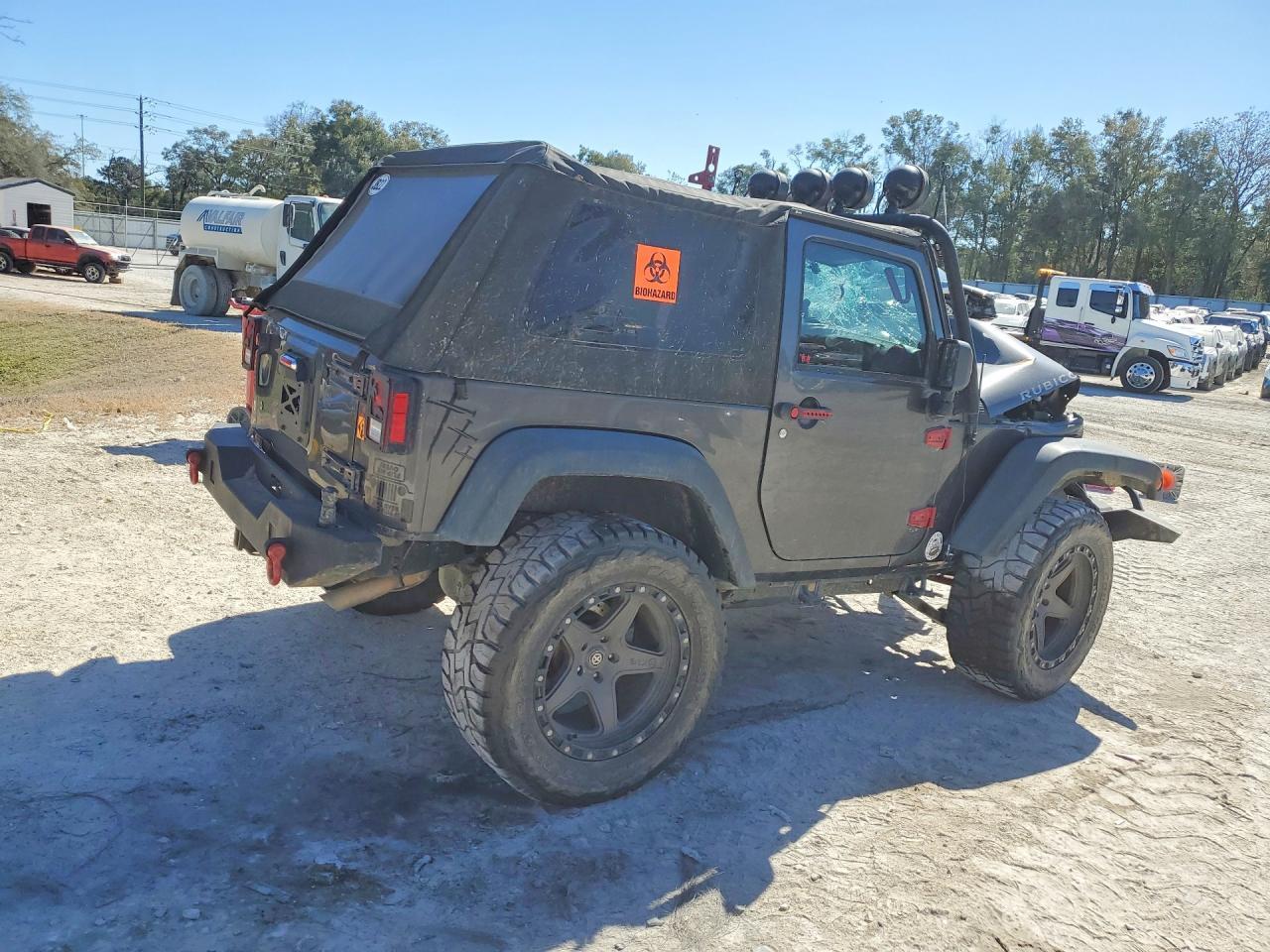 2014 Jeep Wrangler Rubicon - Image 3