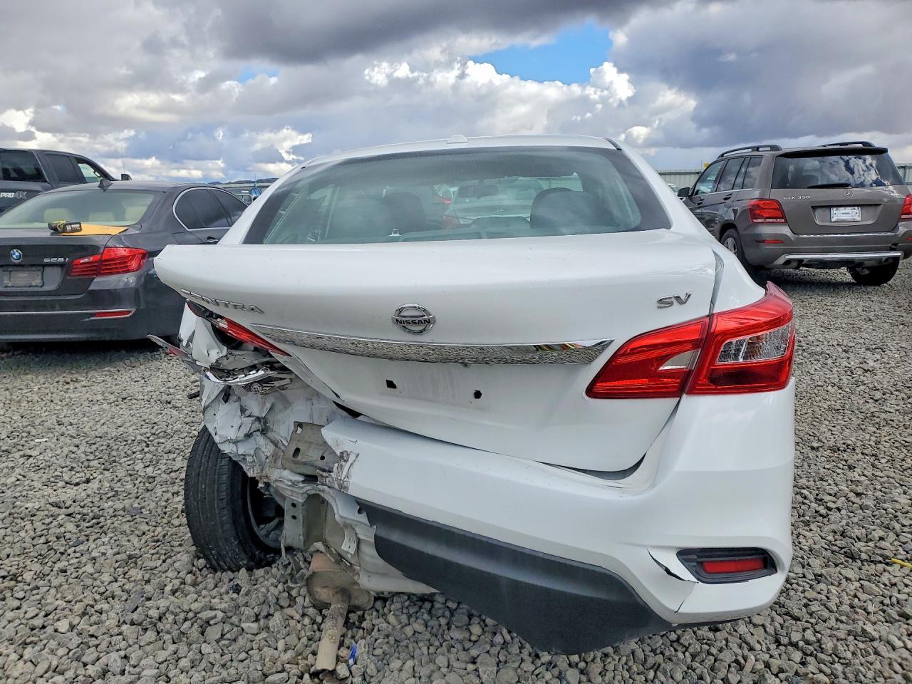 2019 Nissan Sentra S - Image 6