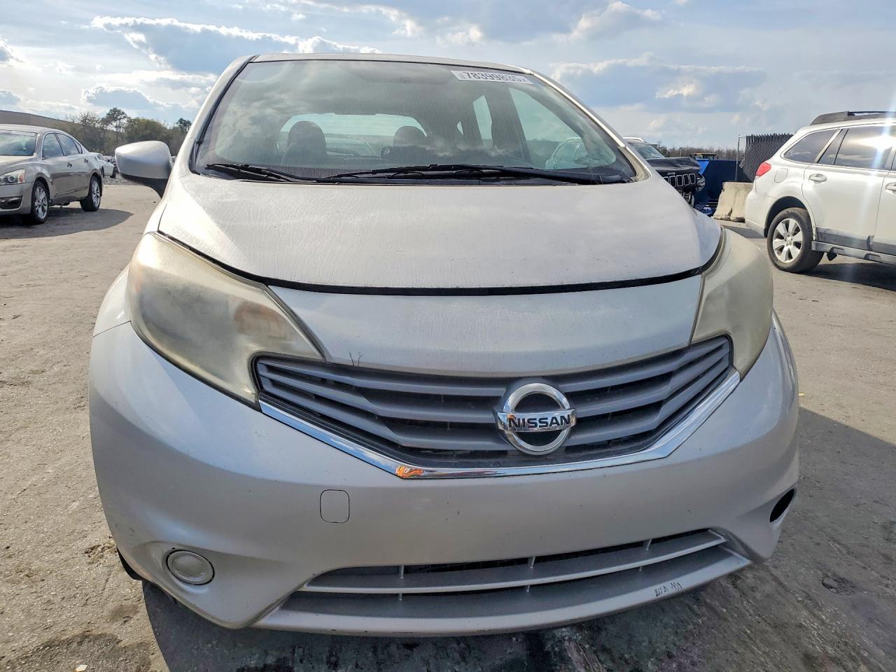 2015 Niss Versa Note S - Фото 5