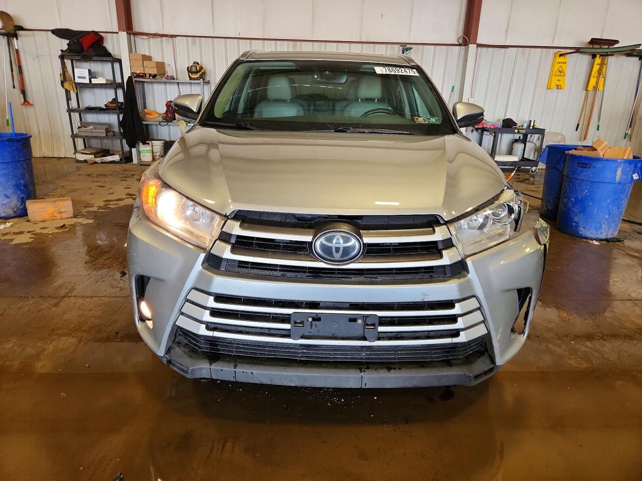 2017 Toyota Highlander Xle - Фото 5