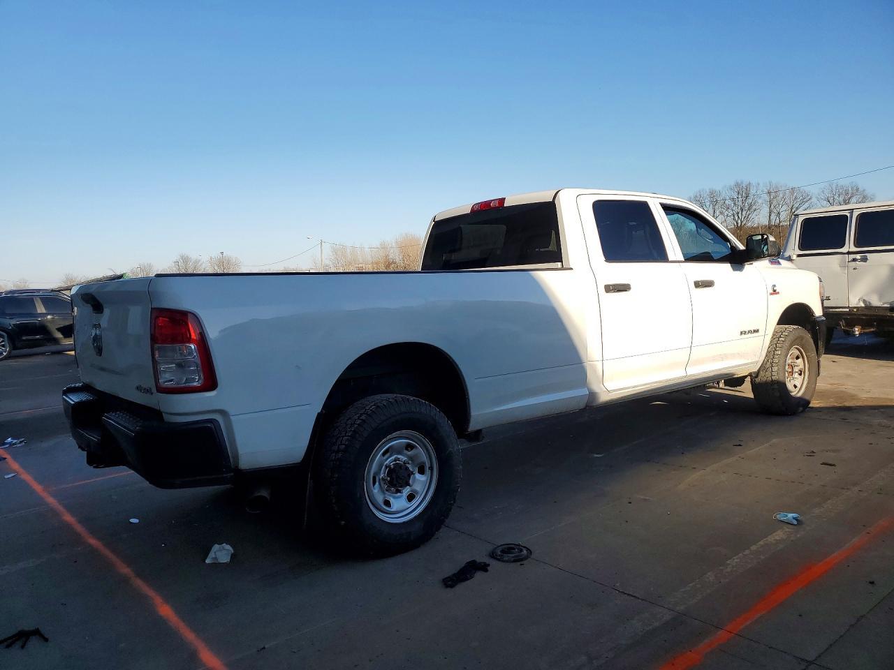 2019 Ram 2500 Tradesman - Image 3