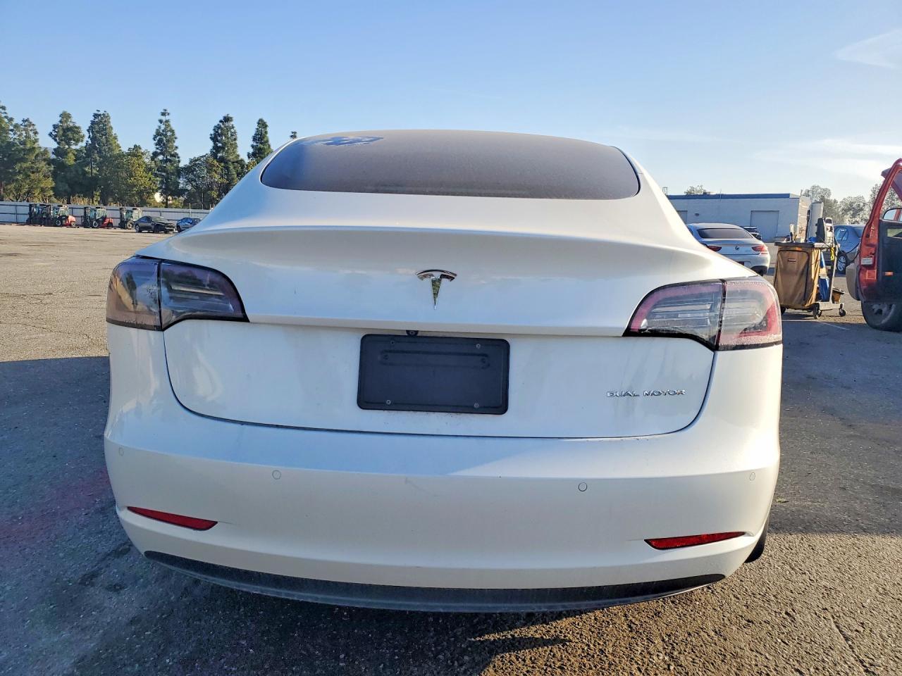 2021 Tesla Model 3 - Image 6