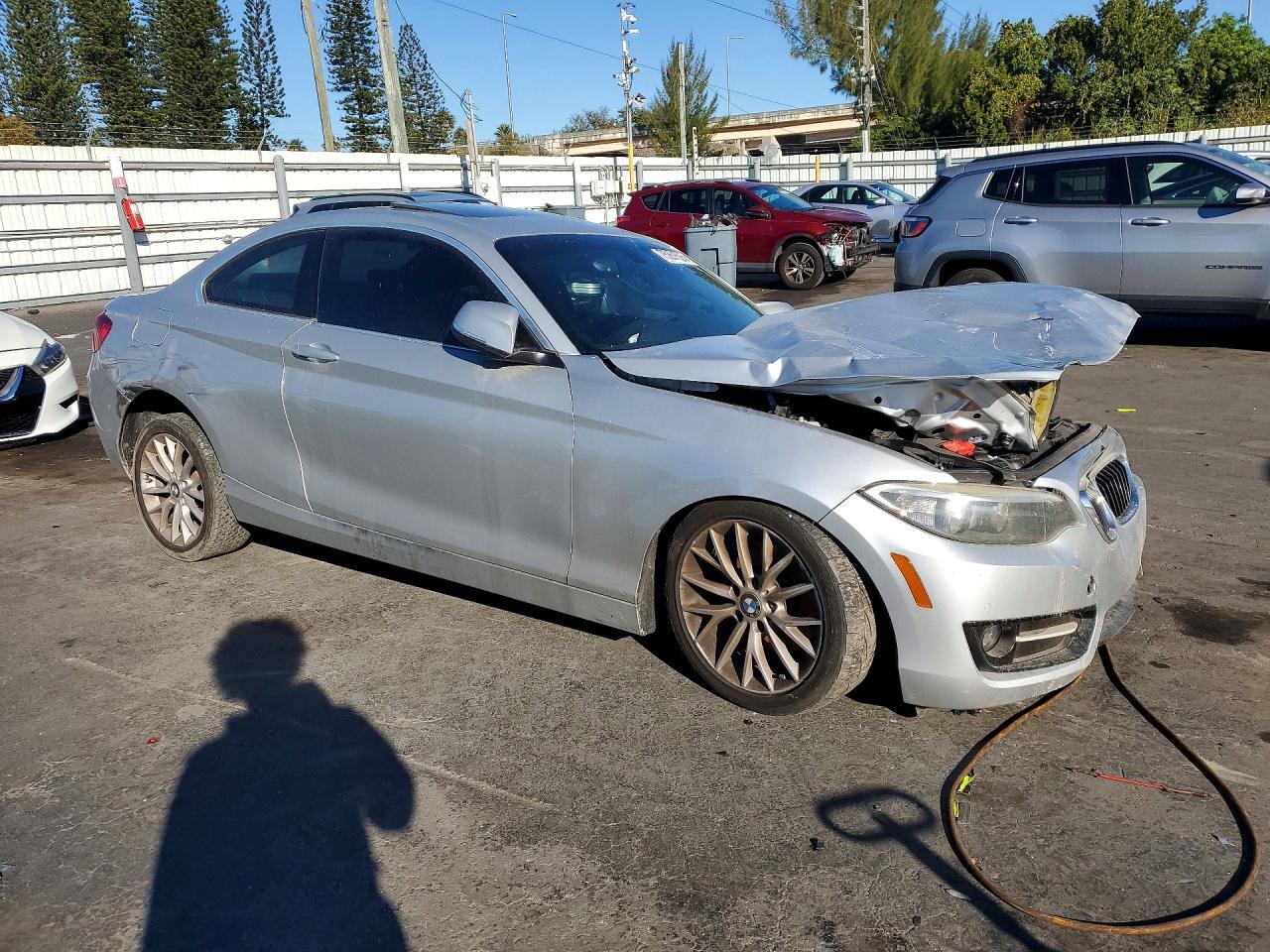 2016 BMW 228 I Sulev - Image 4