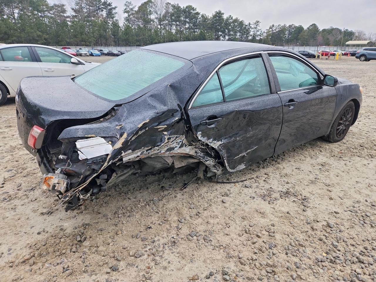 2008 Toyota Camry Le - Фото 3