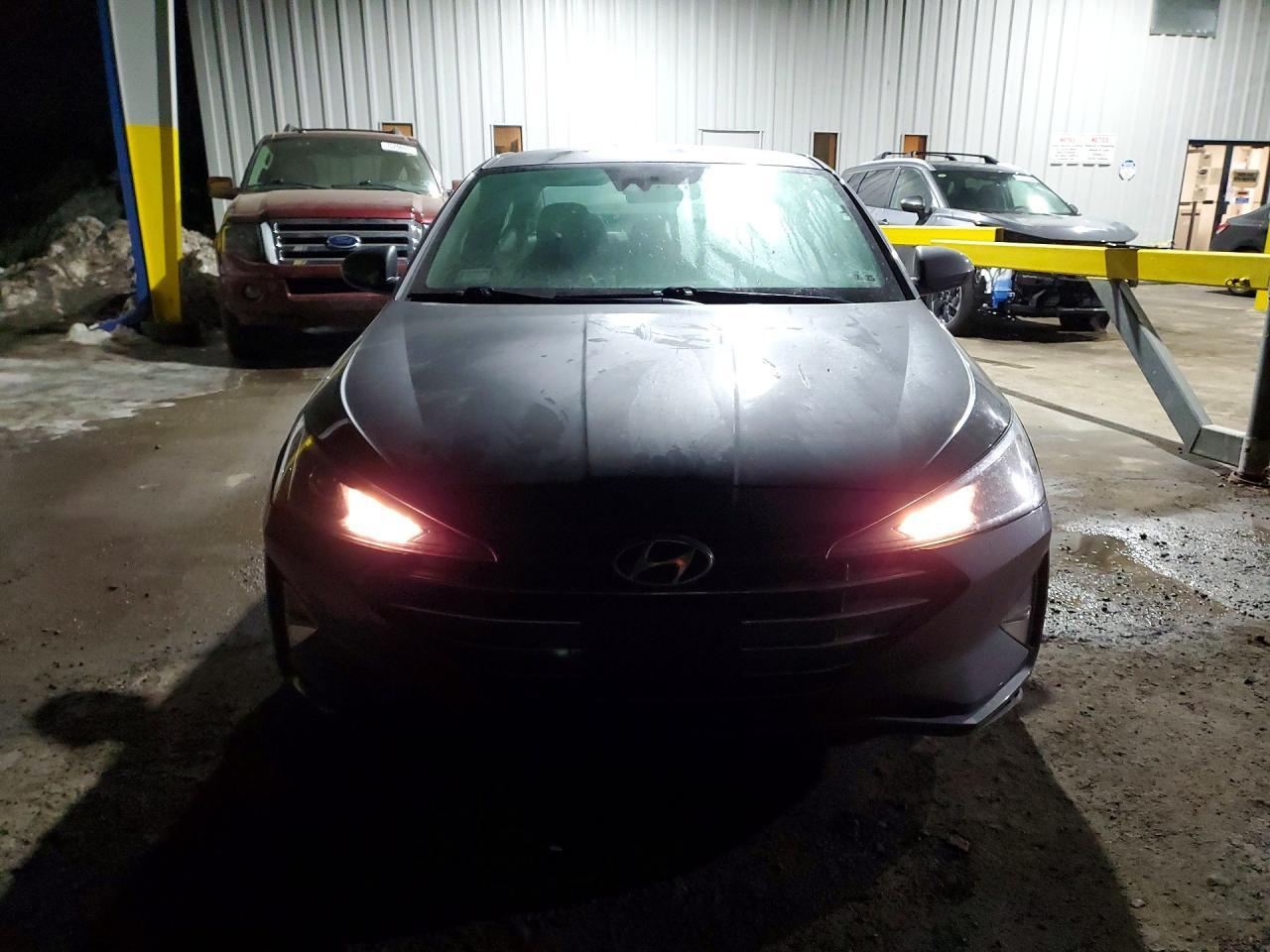 2020 Hyundai Elantra Sel - Image 5