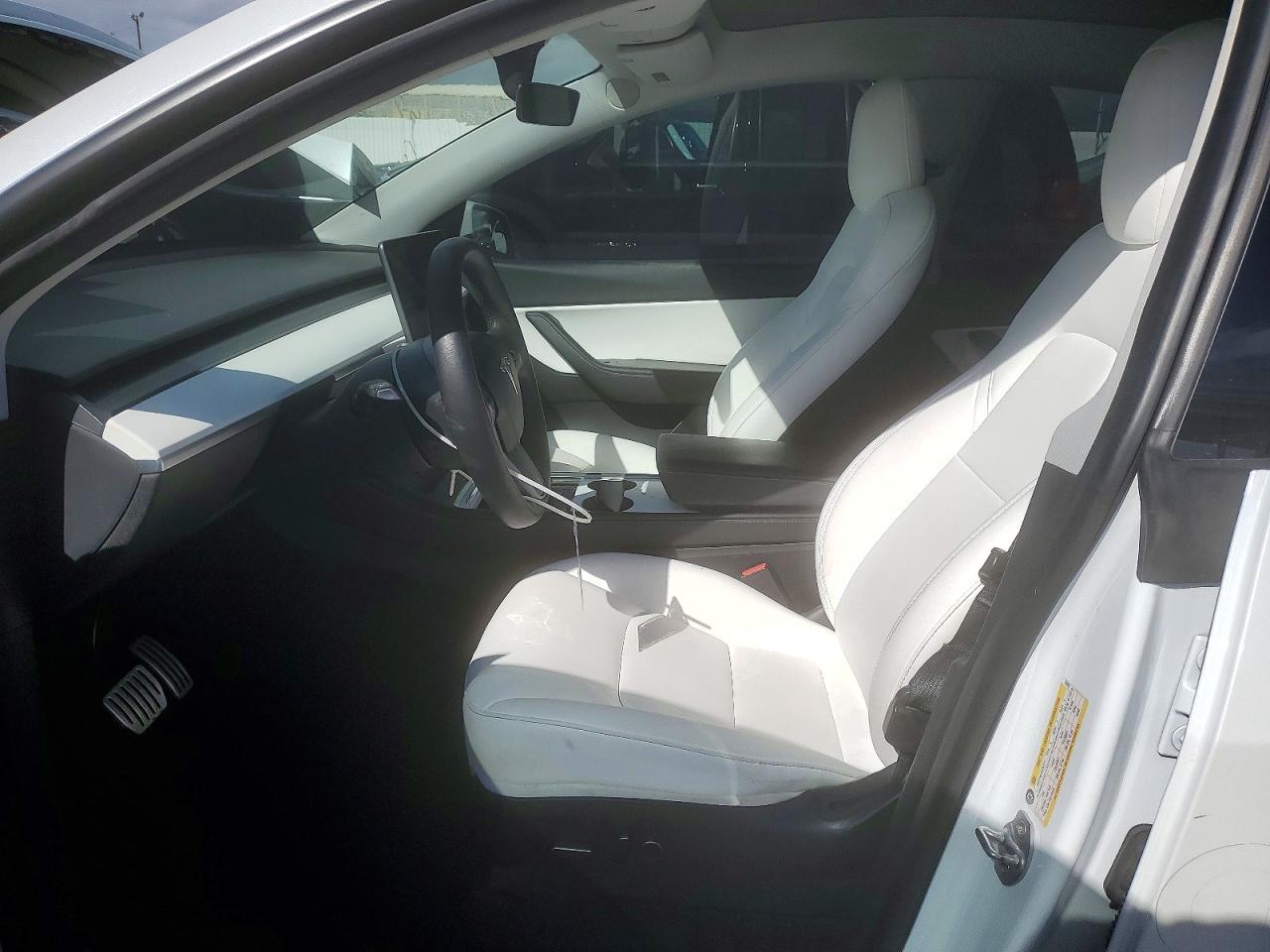 2022 Tesla Model Y - Фото 7