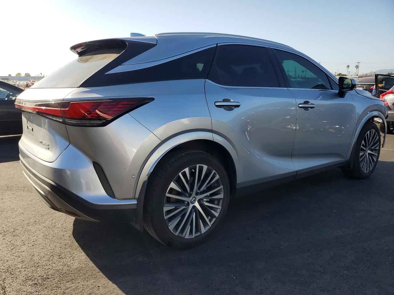 2024 Lexus Rx 350H Base - Image 3